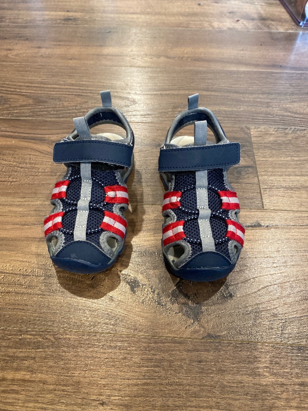 Jumping beans sandals size kids 9